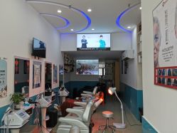 -黑奥秘脱发白发中心