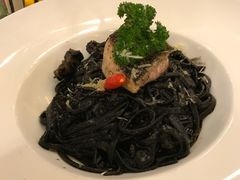 海鲜墨鱼汁面-TIAGO HOME KITCHEN(朝阳大悦城店)
