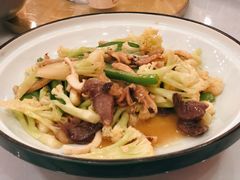 阳江小盆菜-先记烧鹅王·本地粤菜(福永店)