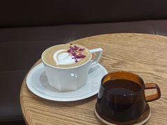 -You’ll see coffee 咖啡
