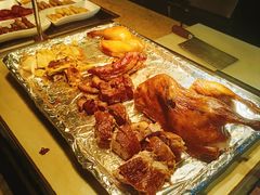 -大中华希尔顿酒店-念自助餐·嗨啤·小龙虾