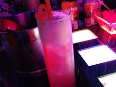 -vimi便利店酒吧