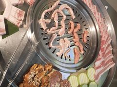 -哈哈碳都·牛肋条无限自助烤肉(宝龙店)