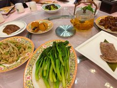 -鸿宾楼(展览馆路店)