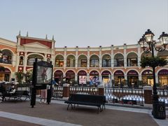 -佛罗伦萨小镇广佛名品奥特莱斯(疏港路店)