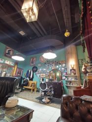 -小戈男士复古理发馆barber shop