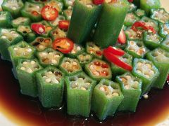 -八府香鸭·啫啫煲(华山路店)