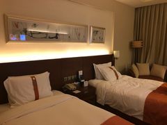 -上海浦东康桥绿地假日酒店