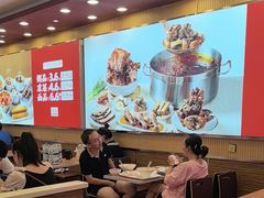 -顺溜·手工刀削面·黑金店(铜锣湾店)