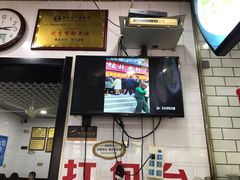-覃肥叔桂林米粉(粮道街店)