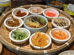 -包整·丝娃娃(一览甲秀楼风景店)