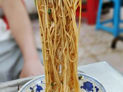 -高师傅特色米粉汤包(建设路店)