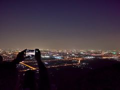 -鬼笑石后山停车场