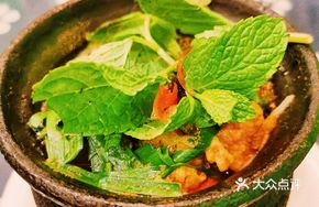 Crispy Pork in Small Pot
