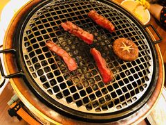 -焼肉まんぐう