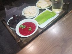 -红九格老火锅(三峡广场店)