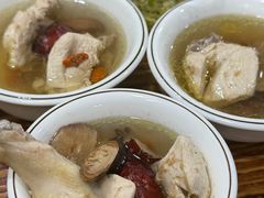 -威邵鸡煲(西华路总店)