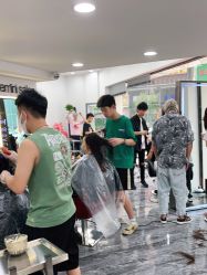 点击看大图 -星座SALON烫染接发馆