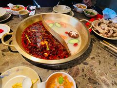 -小龙坎火锅(湖滨银泰in77店)