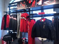-NIKE品牌体验店(南京东路店)