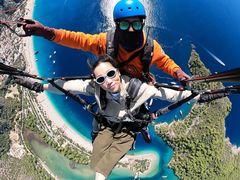 -费特希耶滑翔伞