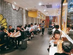 大堂-麦当劳(广州新港东路第二分店)