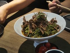 拌牛肉丝-隆喜元鱼汤包·海鲜(中联广场店)