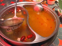 -南城十里潮汕鲜牛火锅·鲜虾生滚粥(融汇老商埠店)