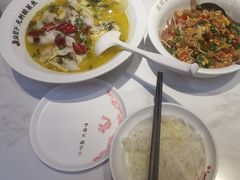 -渝是乎川渝小炒(新世界百货望京店)