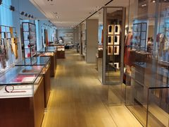 -HERMES(湖滨银泰in77店)