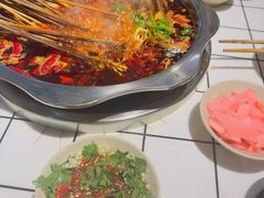 -鼎伙伙火锅串串·10年品牌传承(白象居总店)