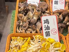 -桥边小楼·手工云南菜·古城观景小楼