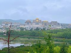 -噶丹松赞林寺