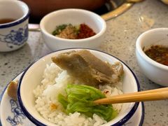 -阿婆情腊排骨火锅(金虹路店)