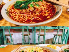 -丁丁猫重庆小面(徐州路店)