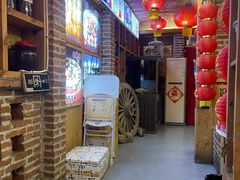 -闯关东东北农家菜(崂山石老人店)