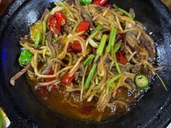 干锅牛肉丝-张关合渣(航空大道店)