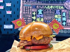 -牛啤堂精酿啤酒餐吧(五棵松华熙店)