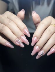 -ONE HEART 美甲美睫品牌店