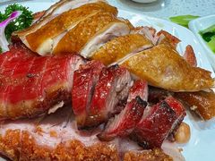 -香港新发烧腊茶餐厅(水围店)