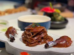精品烤鸭-悦江(梅奔中心店)