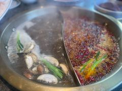 -小天鹅火锅·一线江景洪鼎旗舰店(洪崖洞店)