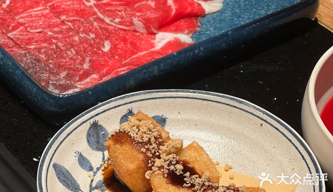 夏日里的美味暴击！火锅配奶茶玩出新花样！