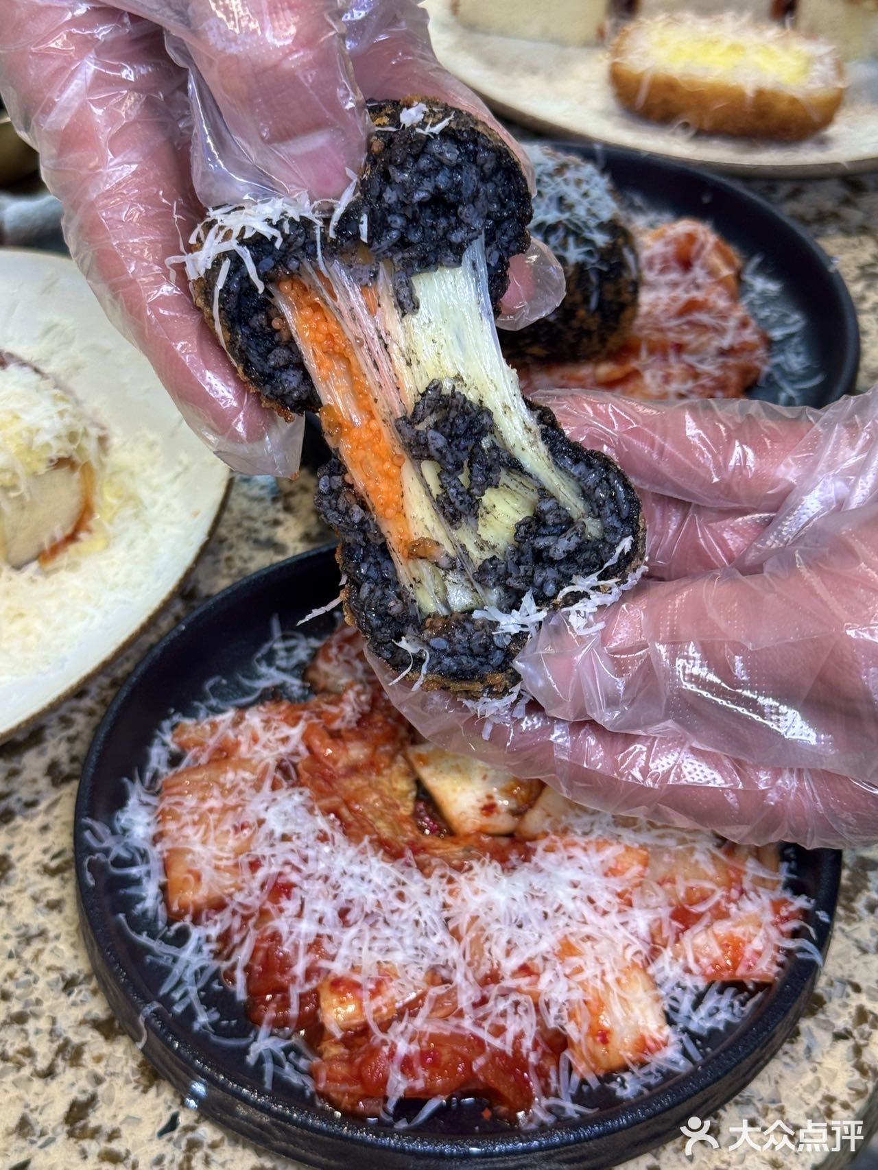 釜山肥牛饭，济州岛墨鱼饭团，还有奶香浓郁的芝士猪排