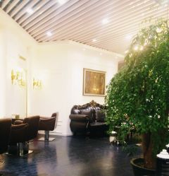 iphone_upload_pic-变画·发型STUDIO