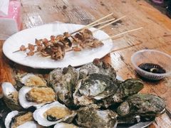 -蚝哥花姐湛江烤生蚝(美丽湾市场店)