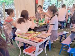 -玫瑰庄园·自助烧烤·烤全羊·团建拓展(龙泉山店)