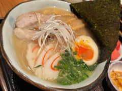 猪豚骨拉面-玄白·炭烤活鳗(上海首店)