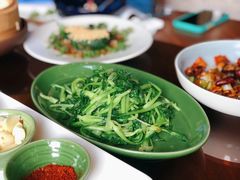 清炒鸡毛菜-君悦酒店·1881·北京烤鸭