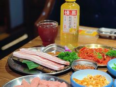 -明洞阿姨·韩式酱蟹烤肉·创意料理(三元桥店)
